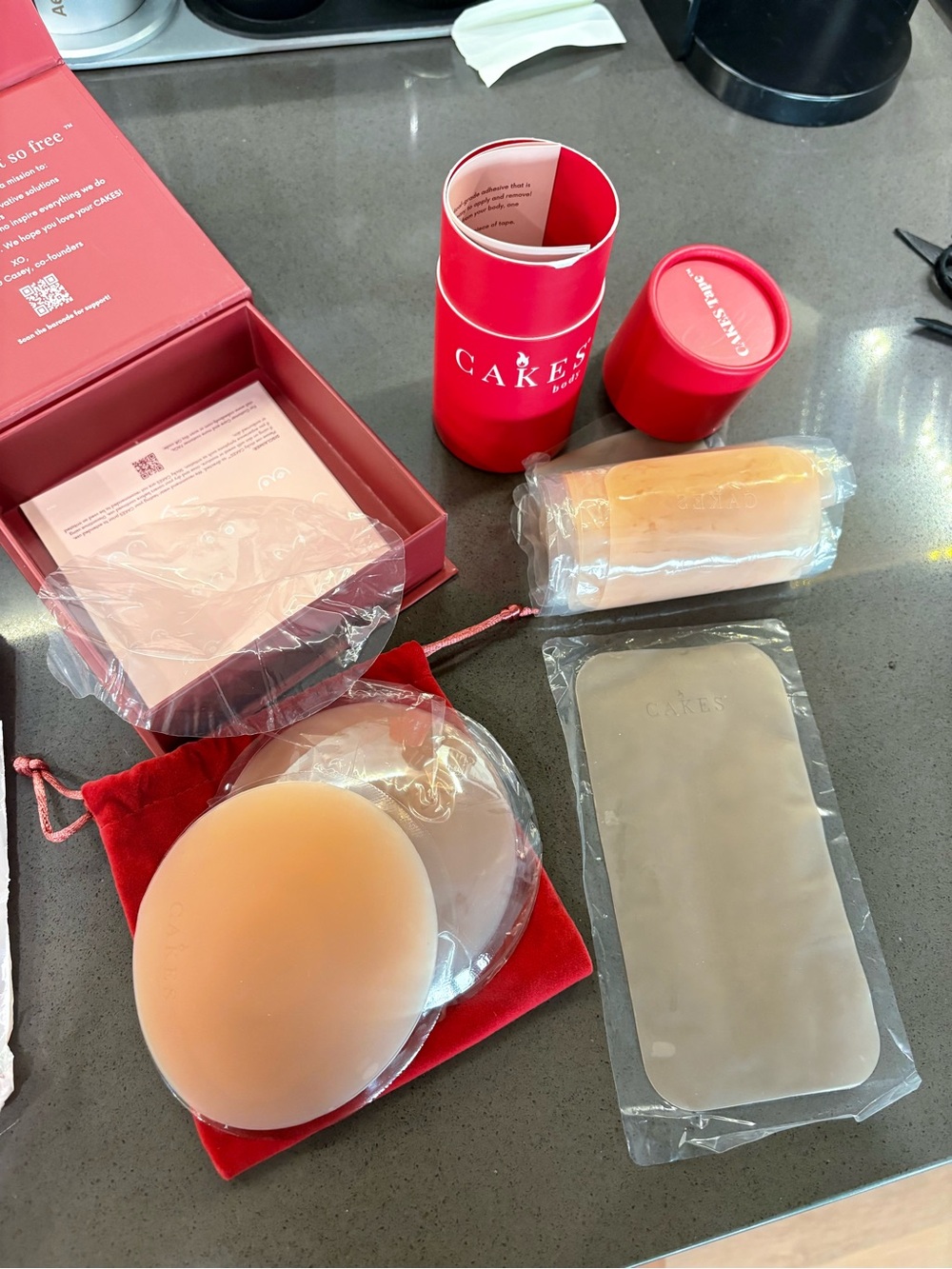 CAKES Silicone Nipple Covers & Adhesive Strips - Nude